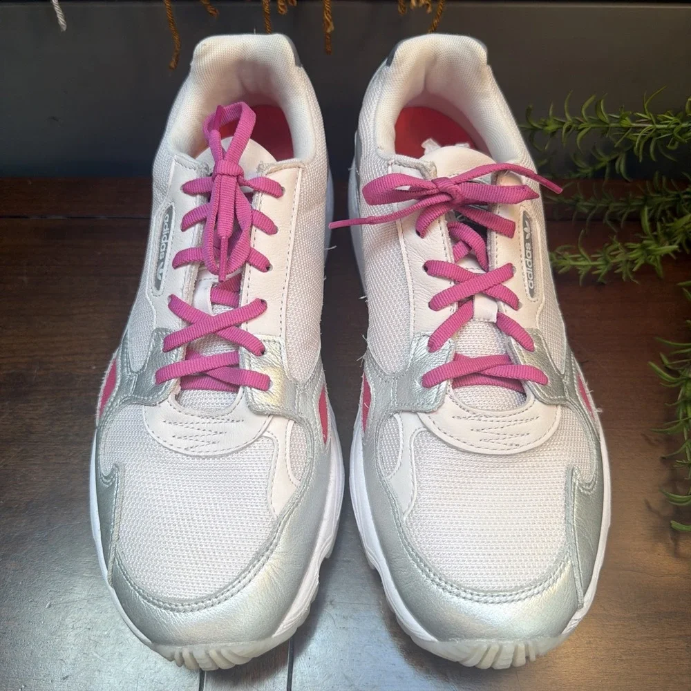 Adidas Originals Falcon Sneakers D96757 Orchid Tint/Silver SZ 9.5 NEW
